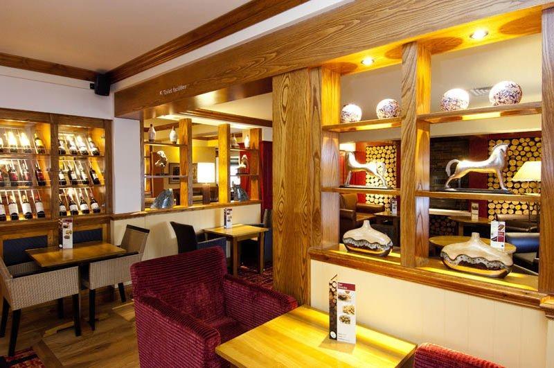 Premier Inn Rugeley Exterior foto